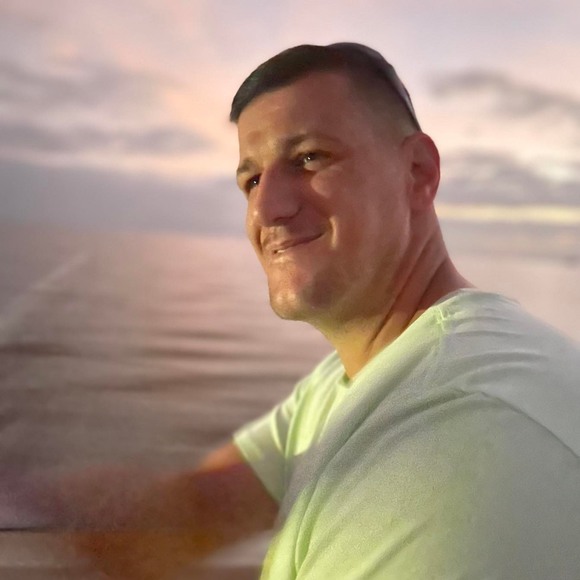 Meet your Posher, Tim - Picture 1 of 1